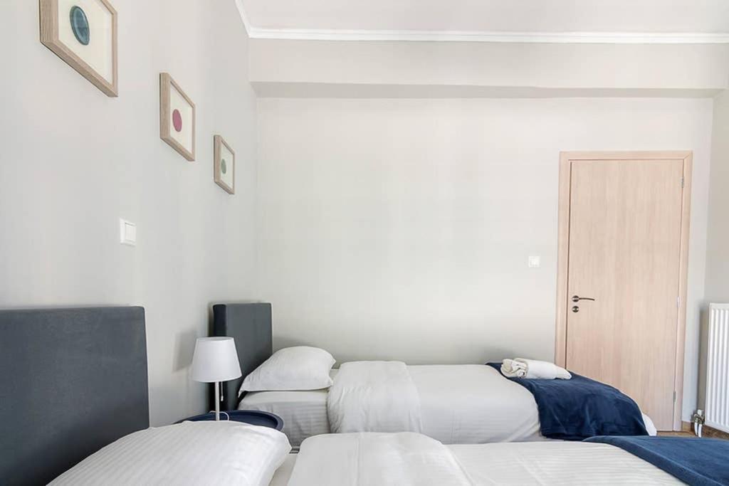 Bright Apartment For 6 Ppl In Athen Exterior foto