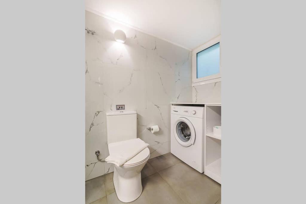 Bright Apartment For 6 Ppl In Athen Exterior foto