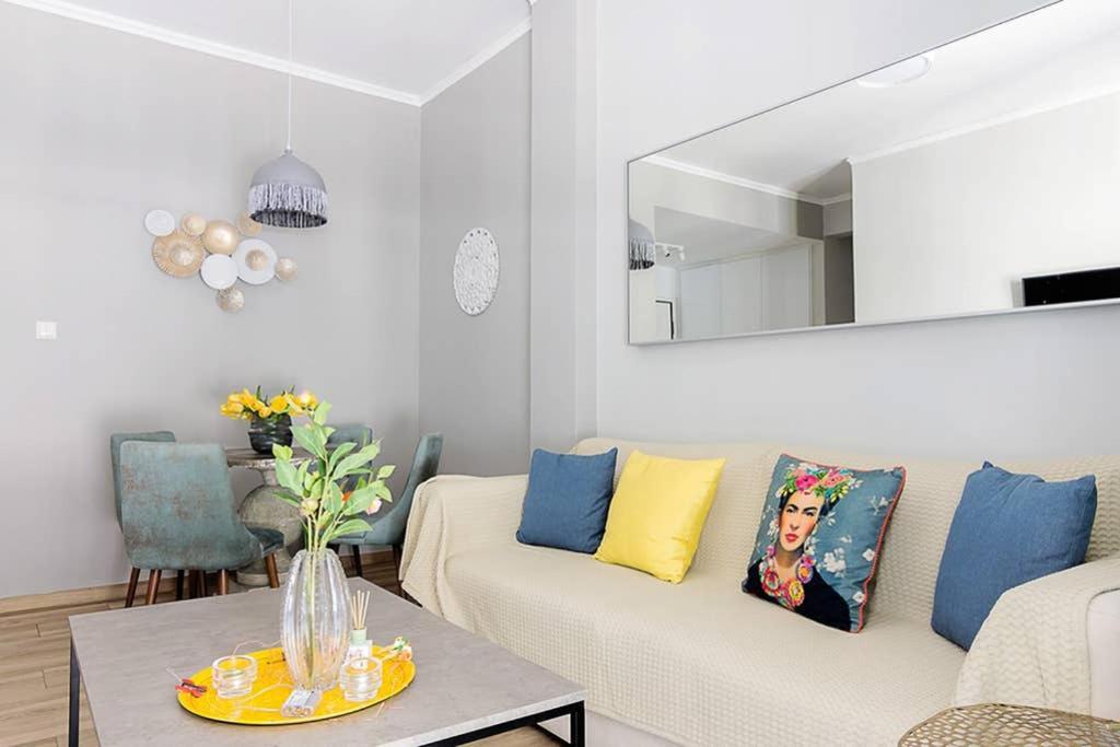 Bright Apartment For 6 Ppl In Athen Exterior foto